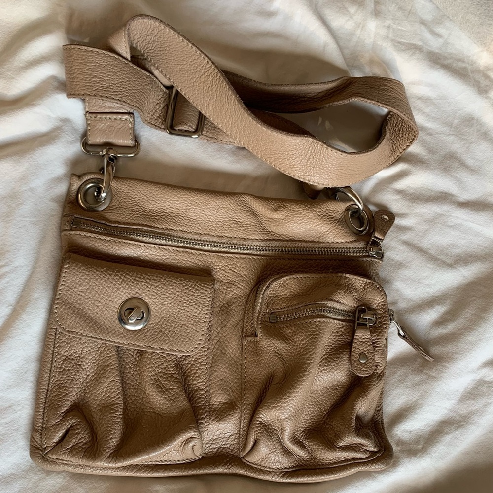 Roots Villager purse